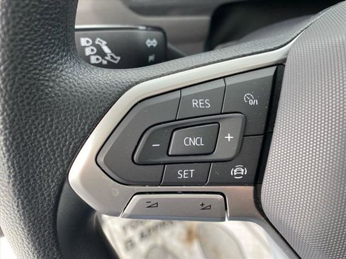 Used 2022 Volkswagen Tiguan S image 18