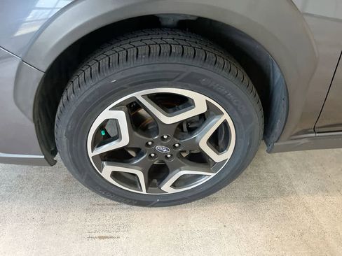 Used 2019 Subaru Crosstrek 2.0i Limited w/ Moonroof Package w/Navigation image 10