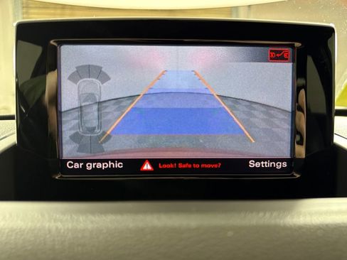 Used 2018 Audi Q3 2.0T Premium image 16