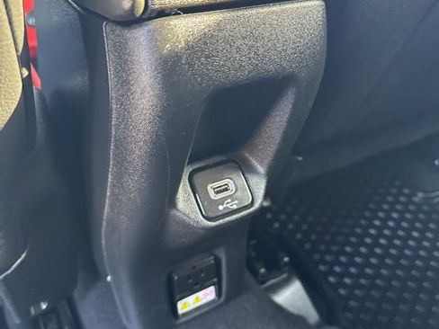 Used 2019 Jeep Renegade Trailhawk image 12