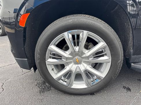 Used 2023 Chevrolet Tahoe High Country image 12