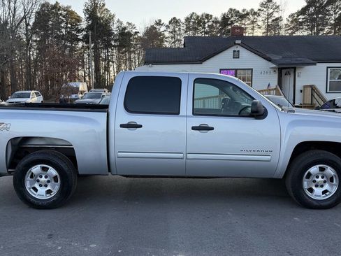 Used 2011 Chevrolet Silverado 1500 LT w/ All-Star Edition image 9