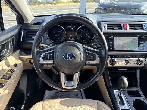 Used 2016 Subaru Outback 2.5i Limited AWD/4WD image 25