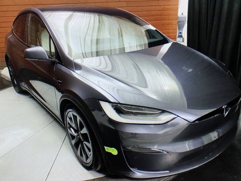 Used 2023 Tesla Model X image 14