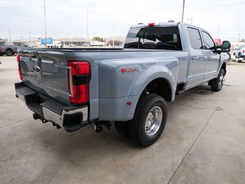 New 2026 Ford F350 Lariat w/ FX4 Off-Road Package image 50