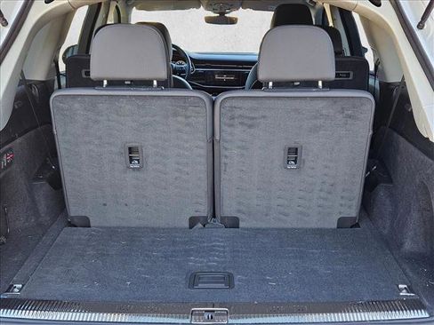 Used 2024 Audi Q7 3.0T Prestige image 6