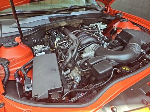Used 2010 Chevrolet Camaro SS w/ LPO, Ground Effects Package RWD image 30