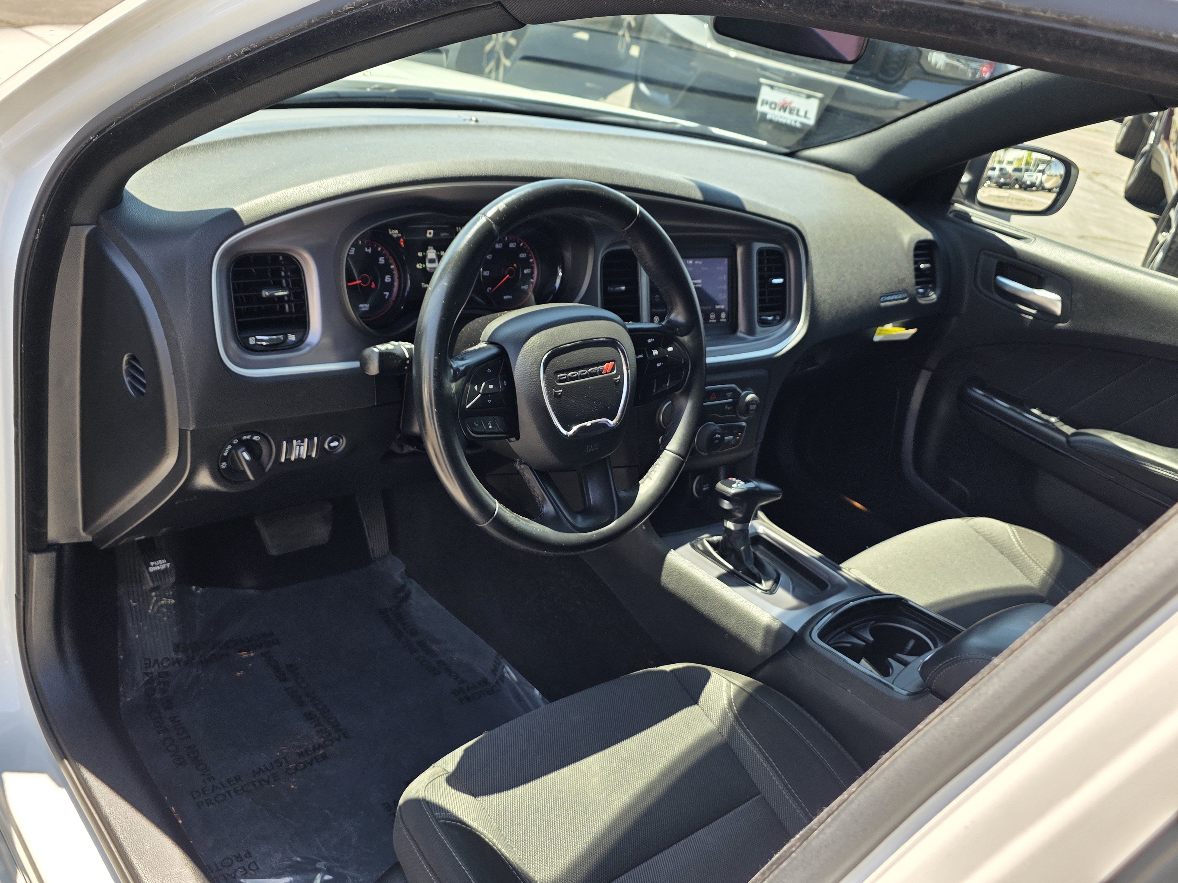 Used 2020 Dodge Charger SXT w/ Blacktop Package RWD image 10