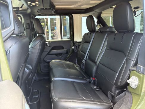 Used 2021 Jeep Wrangler Unlimited Sahara w/ Cold Weather Group AWD/4WD image 13