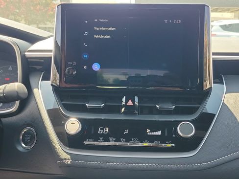 Used 2023 Toyota Corolla SE FWD image 27