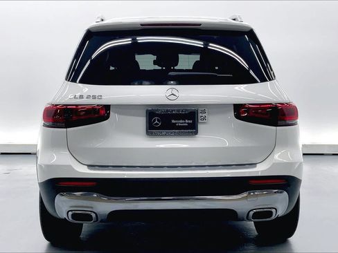 Certified 2023 Mercedes-Benz GLB 250 image 3