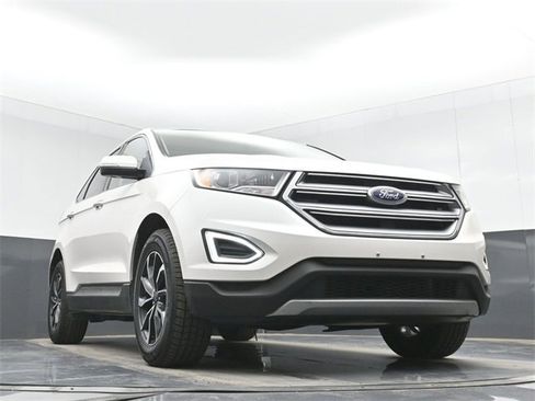 Used 2017 Ford Edge Titanium w/ Equipment Group 301A image 46