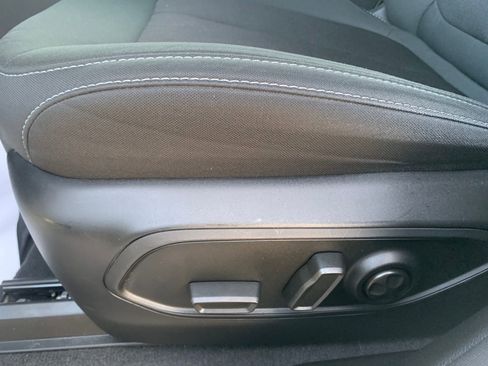 Used 2024 Jeep Grand Cherokee Laredo w/ Luxury Tech Group I image 15