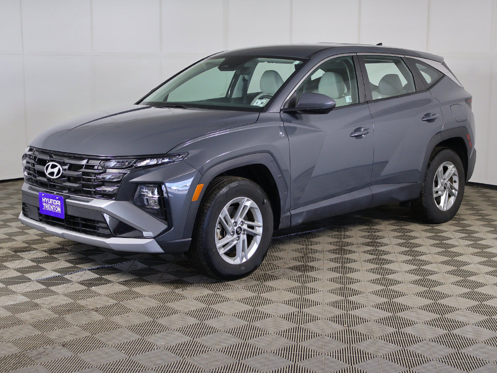 Certified 2025 Hyundai Tucson SE AWD/4WD image 6