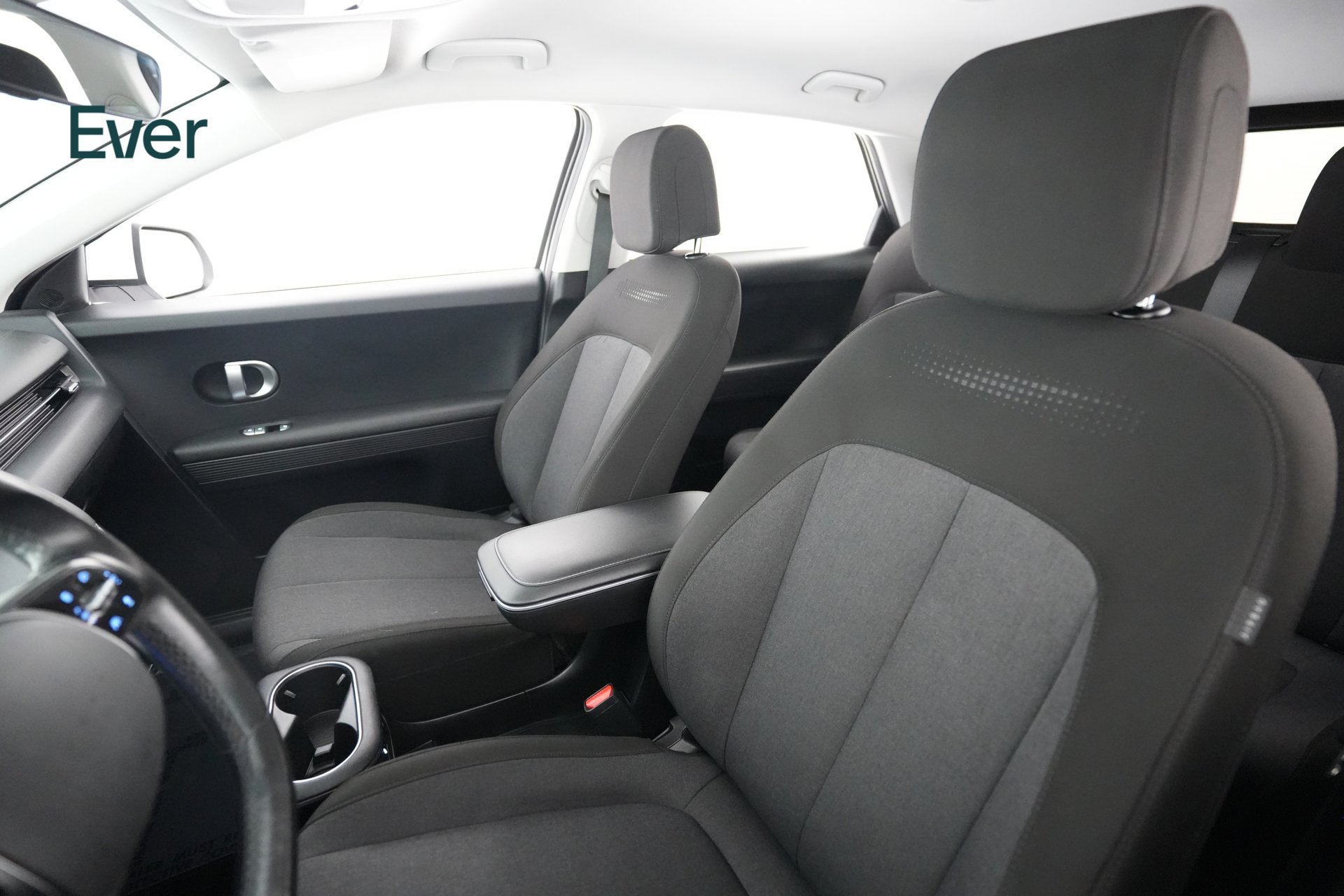 Used 2024 Hyundai Ioniq 5 SEL RWD image 4