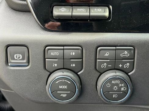 New 2026 Chevrolet Silverado 1500 ZR2 AWD/4WD image 9