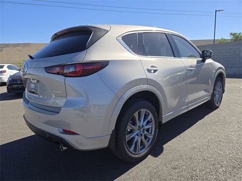 New 2025 MAZDA CX-5 AWD 2.5 S w/ Premium Plus Pkg image 4