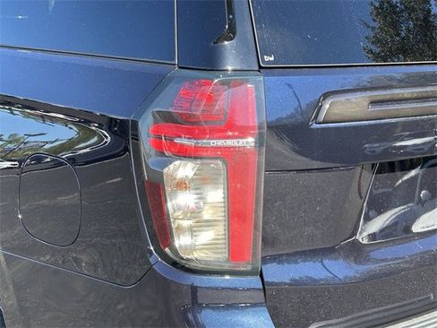 Used 2021 Chevrolet Suburban RST image 15