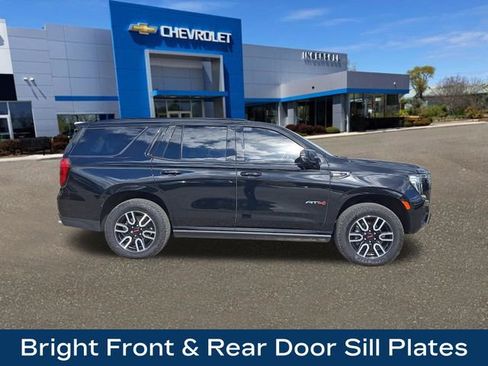 Used 2024 GMC Yukon AT4 w/ AT4 Premium Plus Package image 30