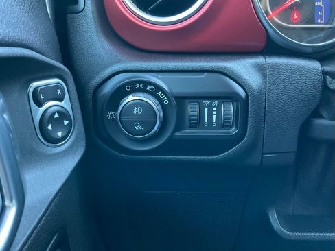 Used 2021 Jeep Gladiator Rubicon image 51