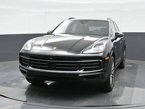 Certified 2023 Porsche Cayenne Platinum Edition AWD/4WD image 12