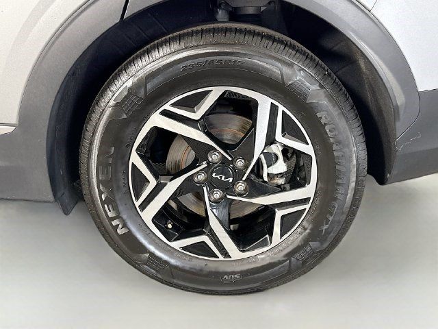 Used 2024 Kia Sportage LX FWD image 35