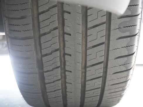 Used 2021 Chevrolet Traverse Premier w/ Redline Edition FWD image 34