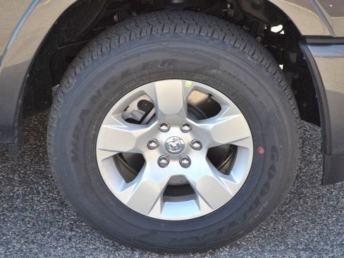 New 2025 RAM 1500 Big Horn image 10