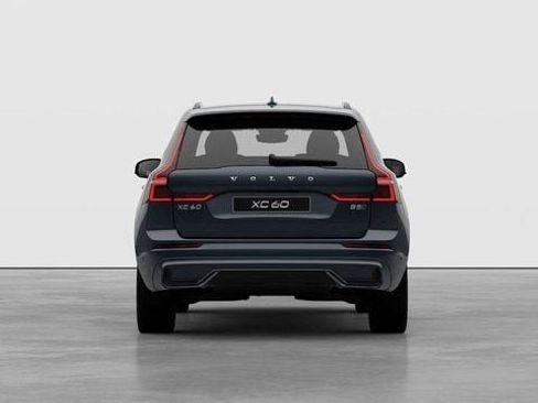 New 2026 Volvo XC60 B5 Ultra w/ Climate Package image 4