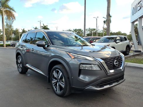 Certified 2023 Nissan Rogue SL w/ SL Premium Package image 10