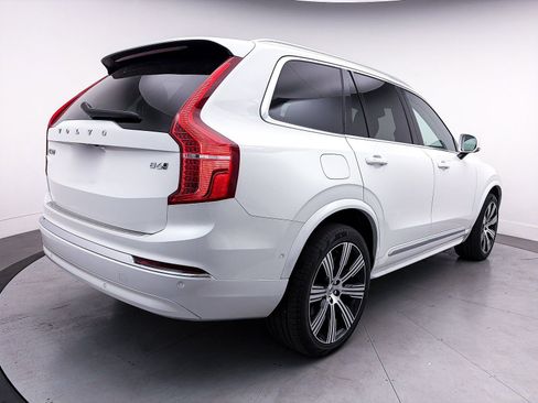 Used 2024 Volvo XC90 B6 Plus w/ Protection Package Premier image 16
