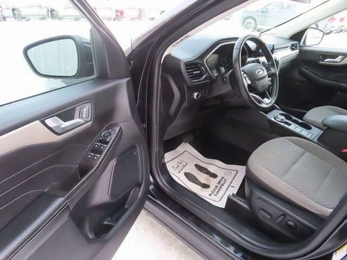 Used 2021 Ford Escape SE w/ Convenience Package image 17
