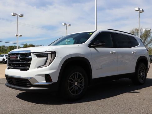 Used 2025 GMC Acadia Elevation FWD image 8