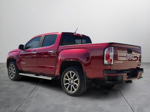 Used 2018 GMC Canyon SLT w/ Trailering Package RWD image 3