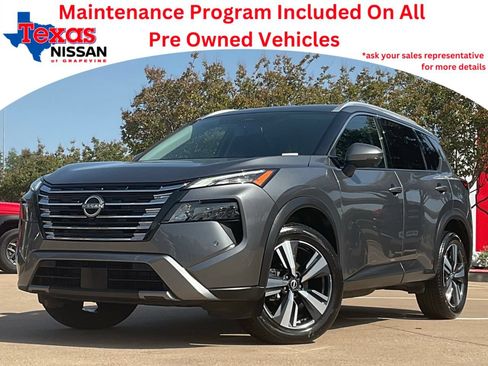 Used 2026 Nissan Rogue SL FWD image 1