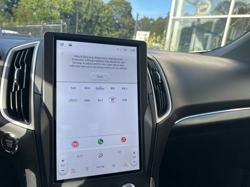 Used 2022 Ford Edge ST-Line image 19