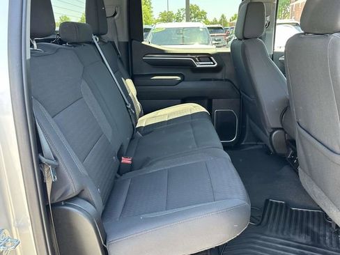 Certified 2022 Chevrolet Silverado 1500 LT AWD/4WD image 21