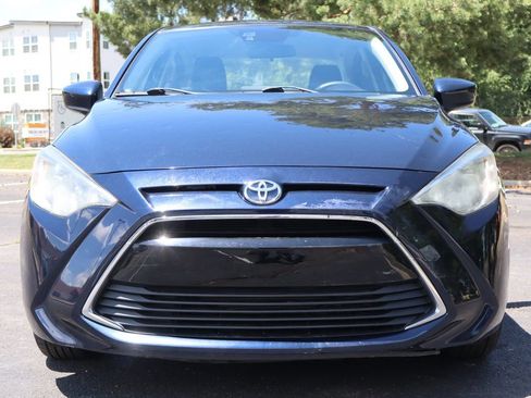 Used 2018 Toyota Yaris iA FWD image 13
