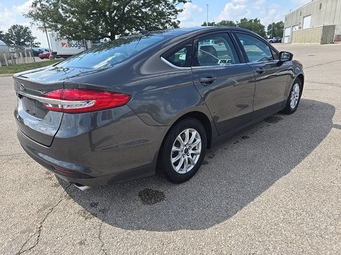 Used 2018 Ford Fusion S FWD image 7