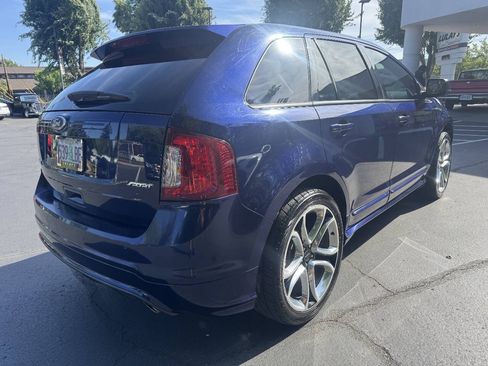 Used 2011 Ford Edge Sport w/ Driver Entry Pkg FWD image 5