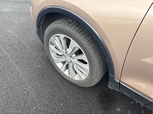 Used 2018 Buick Encore Preferred AWD/4WD image 4