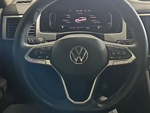 Used 2022 Volkswagen Atlas SE image 37
