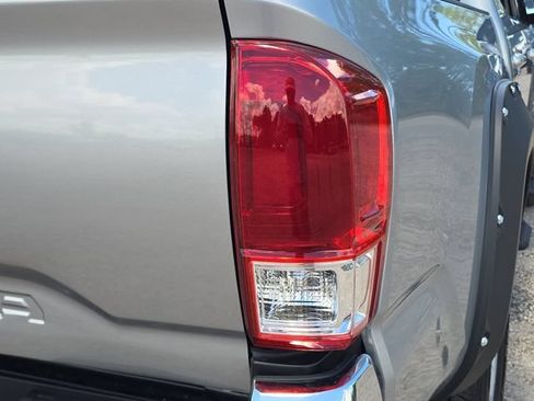 Used 2023 Toyota Tacoma SR5 RWD image 8