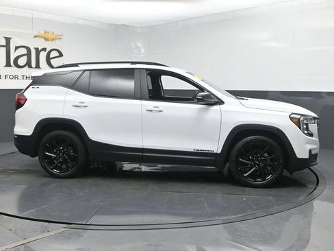 Used 2023 GMC Terrain SLE w/ Driver Convenience Package FWD image 1