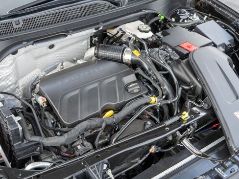 New 2025 Buick Envista Avenir image 21