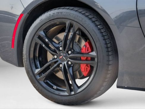 Used 2017 Chevrolet Corvette Stingray Coupe w/ Carbon Flash Badge Package RWD image 52