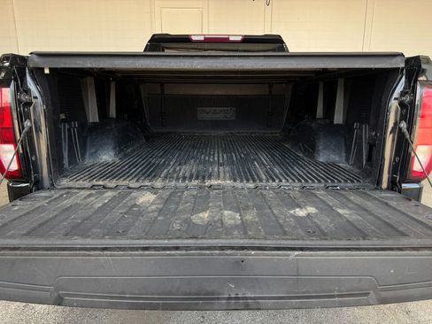 Used 2020 GMC Sierra 1500 SLE w/ X31 Off-Road Package AWD/4WD image 22
