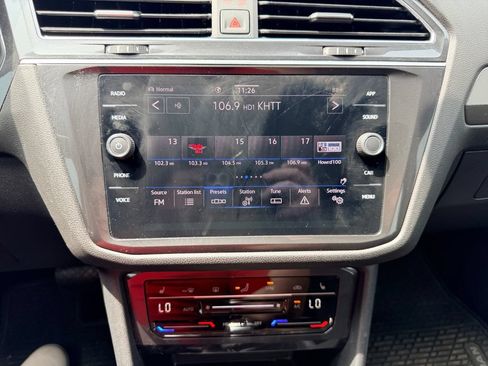 Used 2023 Volkswagen Tiguan SE w/ Panoramic Sunroof Package AWD/4WD image 20