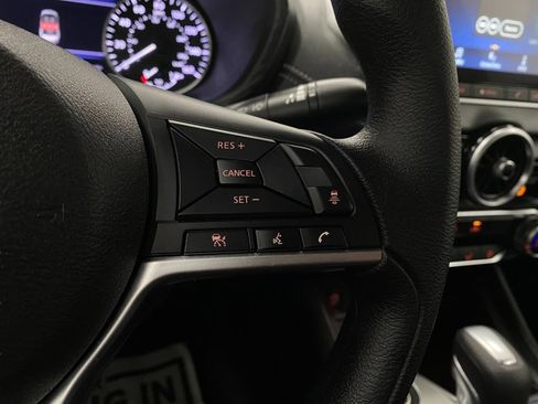 Certified 2025 Nissan Sentra SV FWD image 16