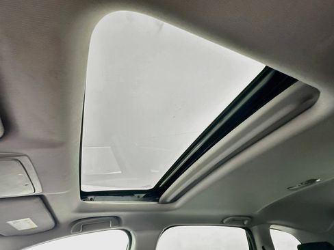 Used 2022 Honda CR-V EX image 25